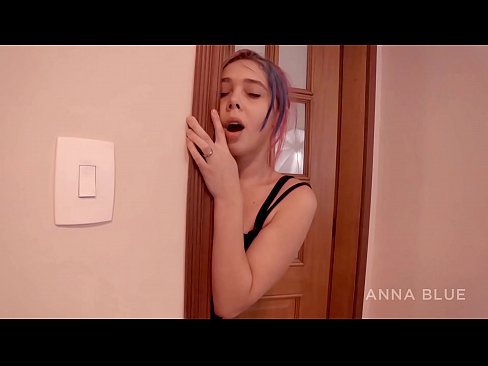 ❤️ 我回到了我的兄弟身上。我和他的女朋友發生了性關係。女同性戀的回報。 ☑ 自製色情 在我們 ❌❤